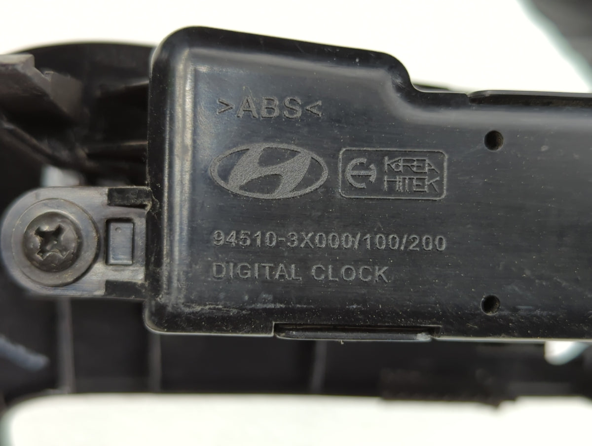 2013 HYUNDAI ELANTRA GLS SEDAN DASH RADIO BEZEL DIGITAL CLOCK Black - Oemusedautoparts1.com