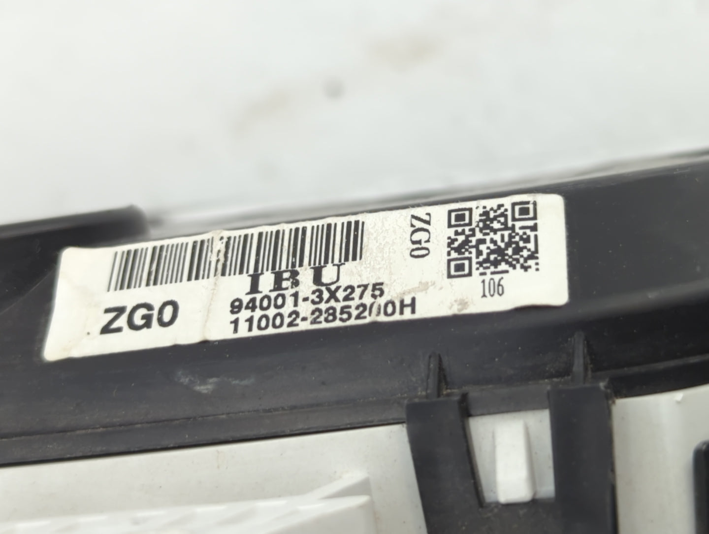 2013 Hyundai Elantra Instrument Cluster Speedometer Gauges P/N:94001-3X275 94001-3X520 Fits OEM Used Auto Parts - Oemusedaut