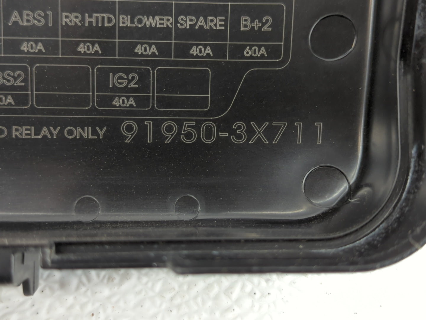 2011-2013 Hyundai Elantra Fusebox Fuse Box Panel Relay Module P/N:VS912003Y054UA 1302260016 Fits Fits 2011 2012 2013 OEM Use