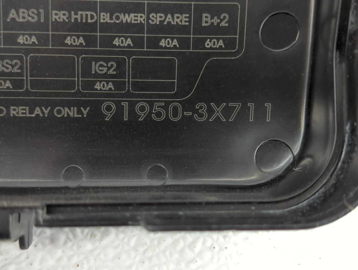 2011-2013 Hyundai Elantra Fusebox Fuse Box Panel Relay Module P/N:VS912003Y054UA 1302260016 Fits Fits 2011 2012 2013 OEM Use