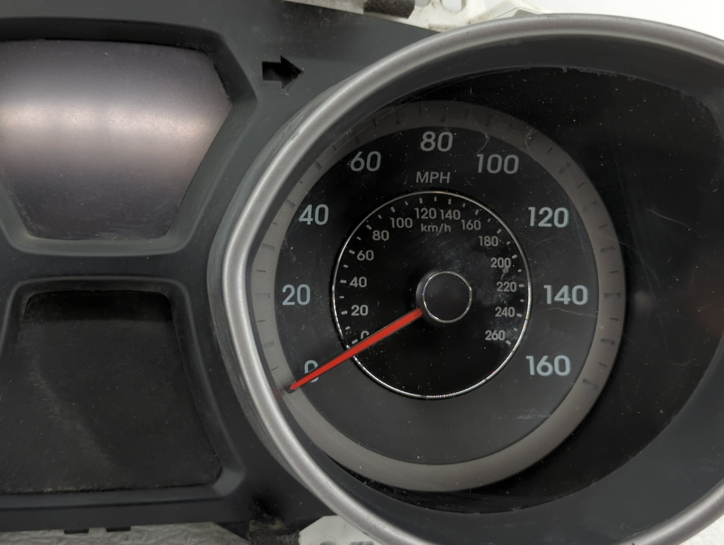 2013 Hyundai Elantra Instrument Cluster Speedometer Gauges P/N:94001-3X275 94001-3X520 Fits OEM Used Auto Parts - Oemusedaut
