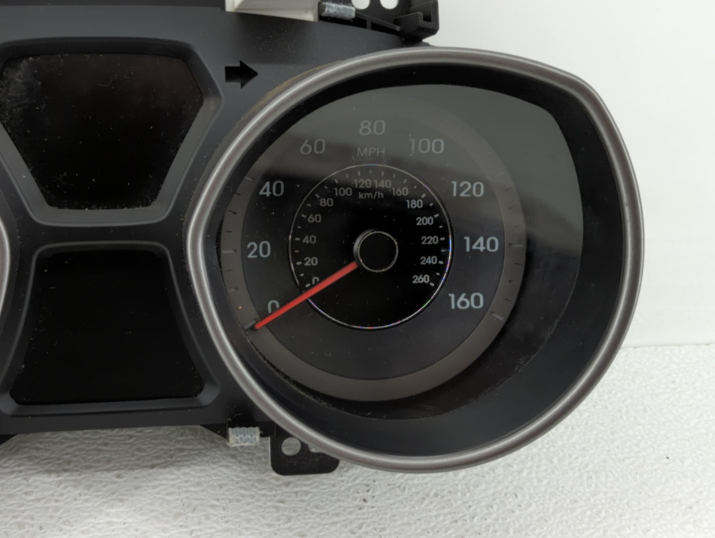 2013 Hyundai Elantra Instrument Cluster Speedometer Gauges P/N:94001-3X275 94001-3Y520 Fits OEM Used Auto Parts - Oemusedaut
