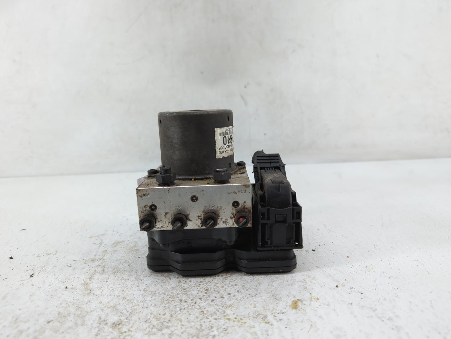 2011-2013 Hyundai Elantra ABS Pump Control Module Replacement P/N:58920-3X650 58920-3X700 Fits Fits 2011 2012 2013 OEM Used 