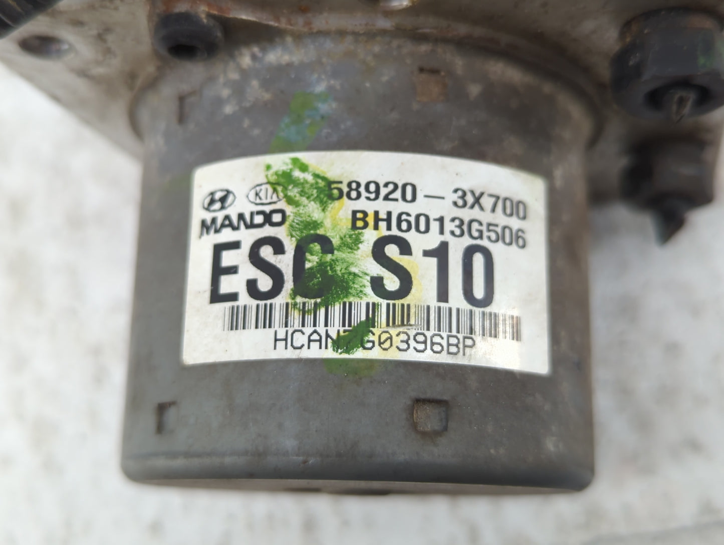 2011-2013 Hyundai Elantra ABS Pump Control Module Replacement P/N:58920-3X650 58920-3X700 Fits Fits 2011 2012 2013 OEM Used 