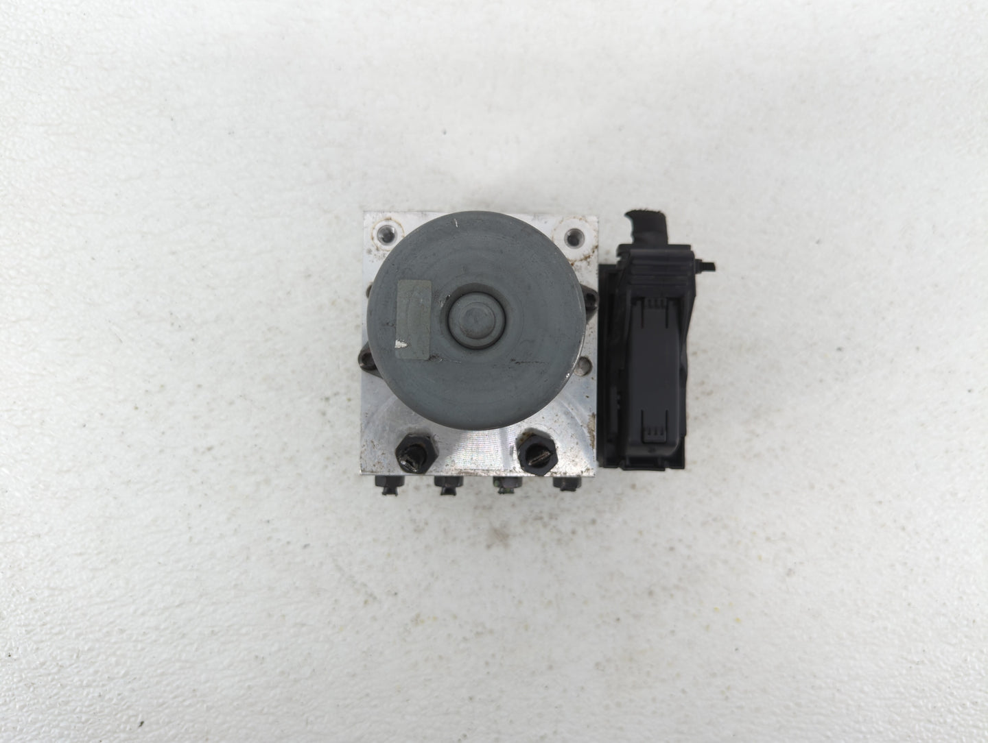 2011-2013 Hyundai Elantra ABS Pump Control Module Replacement P/N:58920-3X650 58920-3X700 Fits Fits 2011 2012 2013 OEM Used 