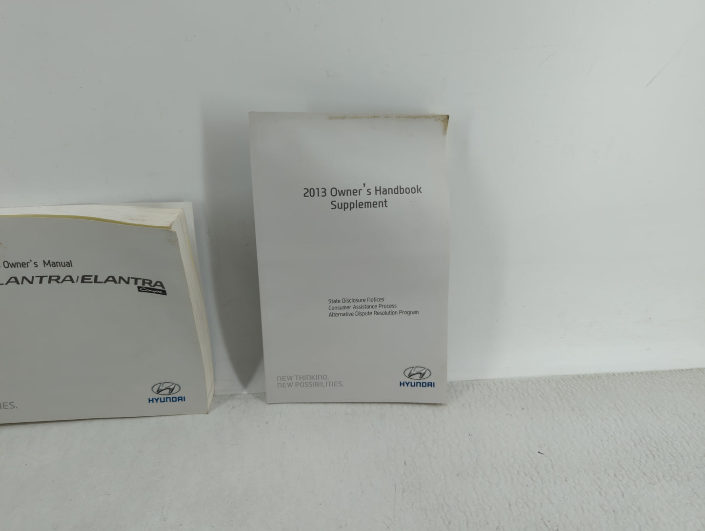 2013 Hyundai Elantra Owners Manual Book Guide OEM Used Auto Parts - Oemusedautoparts1.com