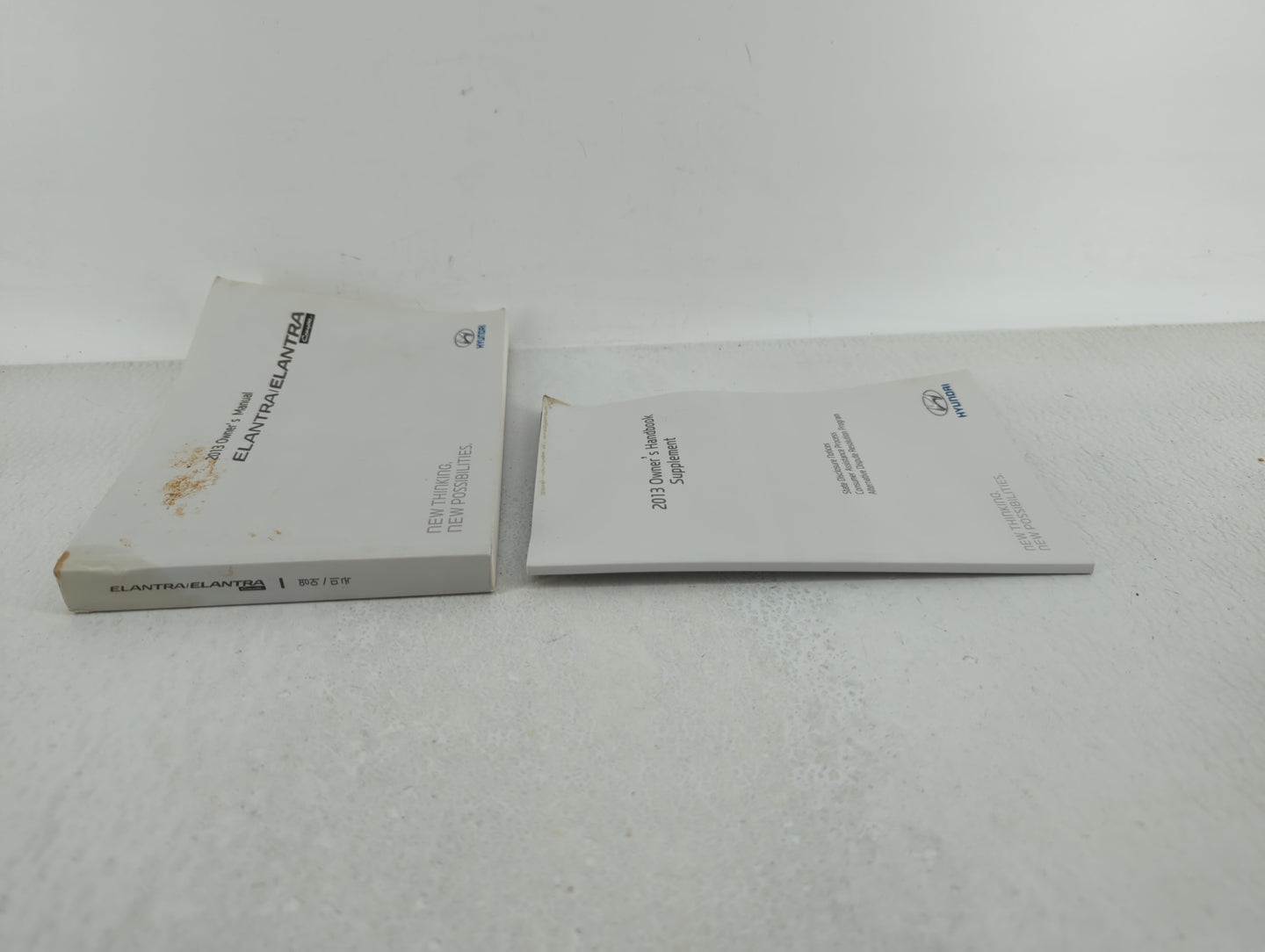 2013 Hyundai Elantra Owners Manual Book Guide OEM Used Auto Parts - Oemusedautoparts1.com