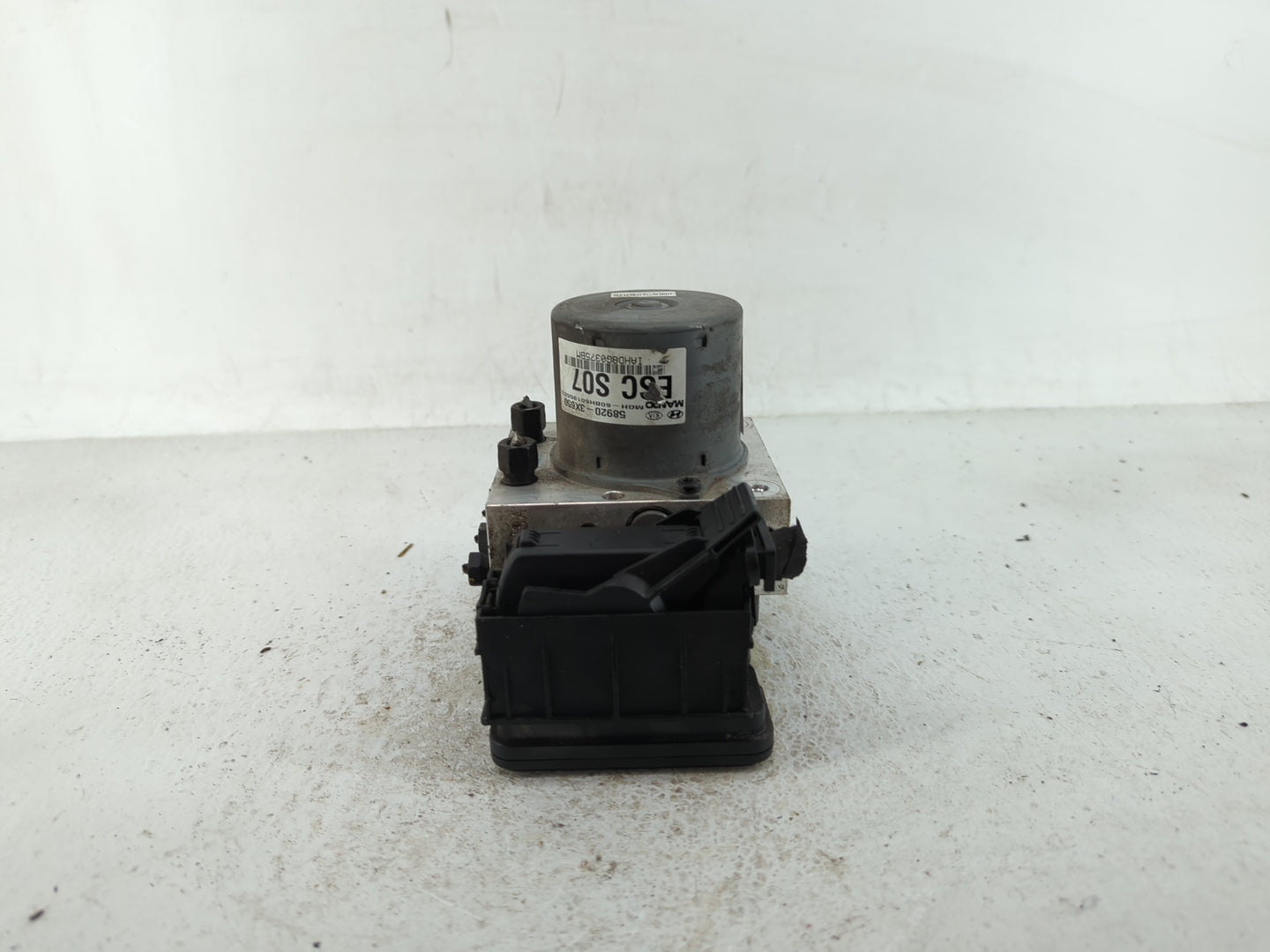2011-2013 Hyundai Elantra ABS Pump Control Module Replacement P/N:58920-3X650 58920-3X700 Fits Fits 2011 2012 2013 OEM Used 
