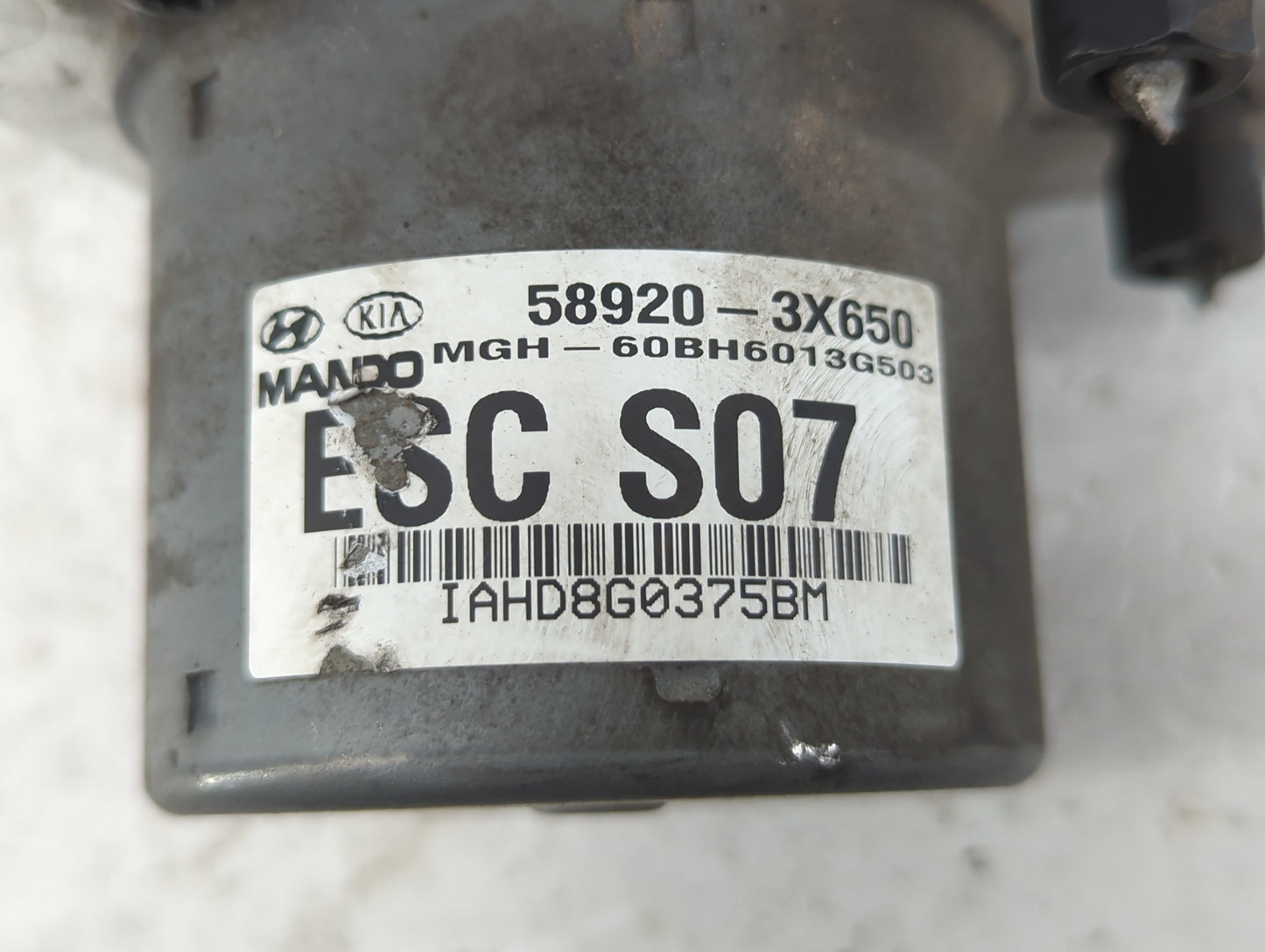 2011-2013 Hyundai Elantra ABS Pump Control Module Replacement P/N:58920-3X650 58920-3X700 Fits Fits 2011 2012 2013 OEM Used 