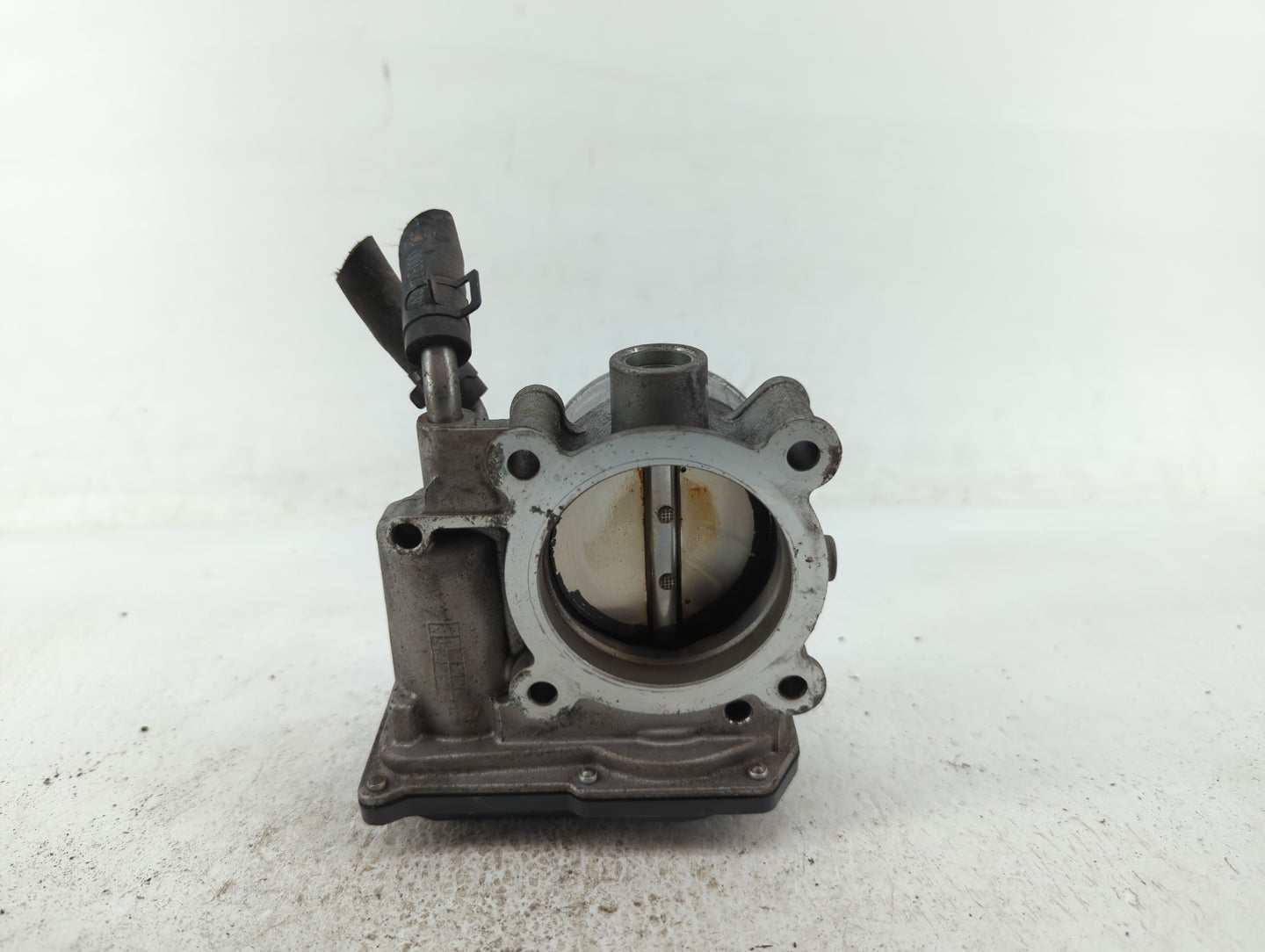 2011-2020 Hyundai Elantra Throttle Body P/N:35100-2E000 35100-2E710 Fits OEM Used Auto Parts - Oemusedautoparts1.com