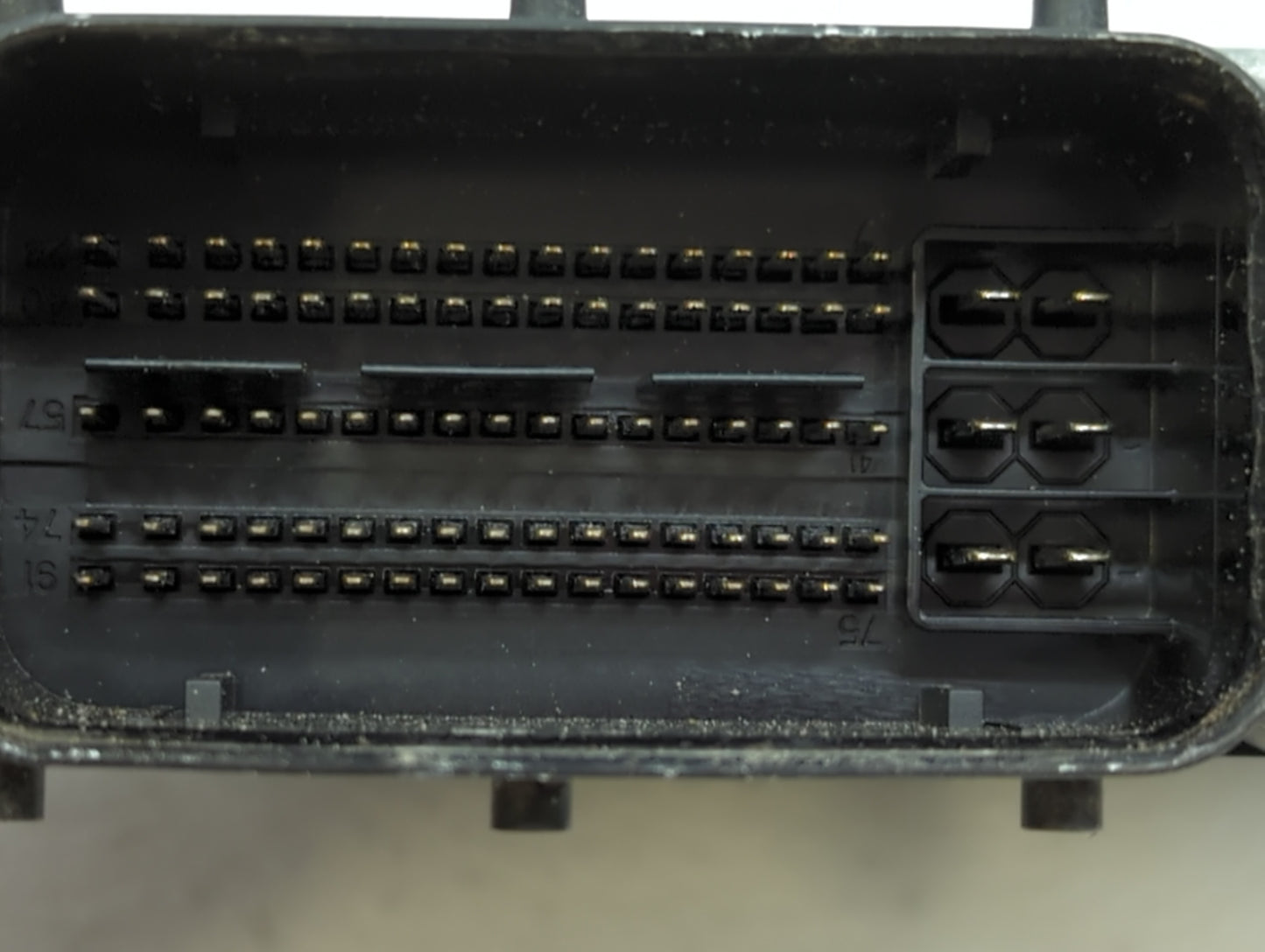 2011-2013 Hyundai Elantra PCM Engine Control Computer ECU ECM PCU OEM P/N:39103-2EMN3 39102-2EMN3 Fits Fits 2011 2012 2013 O