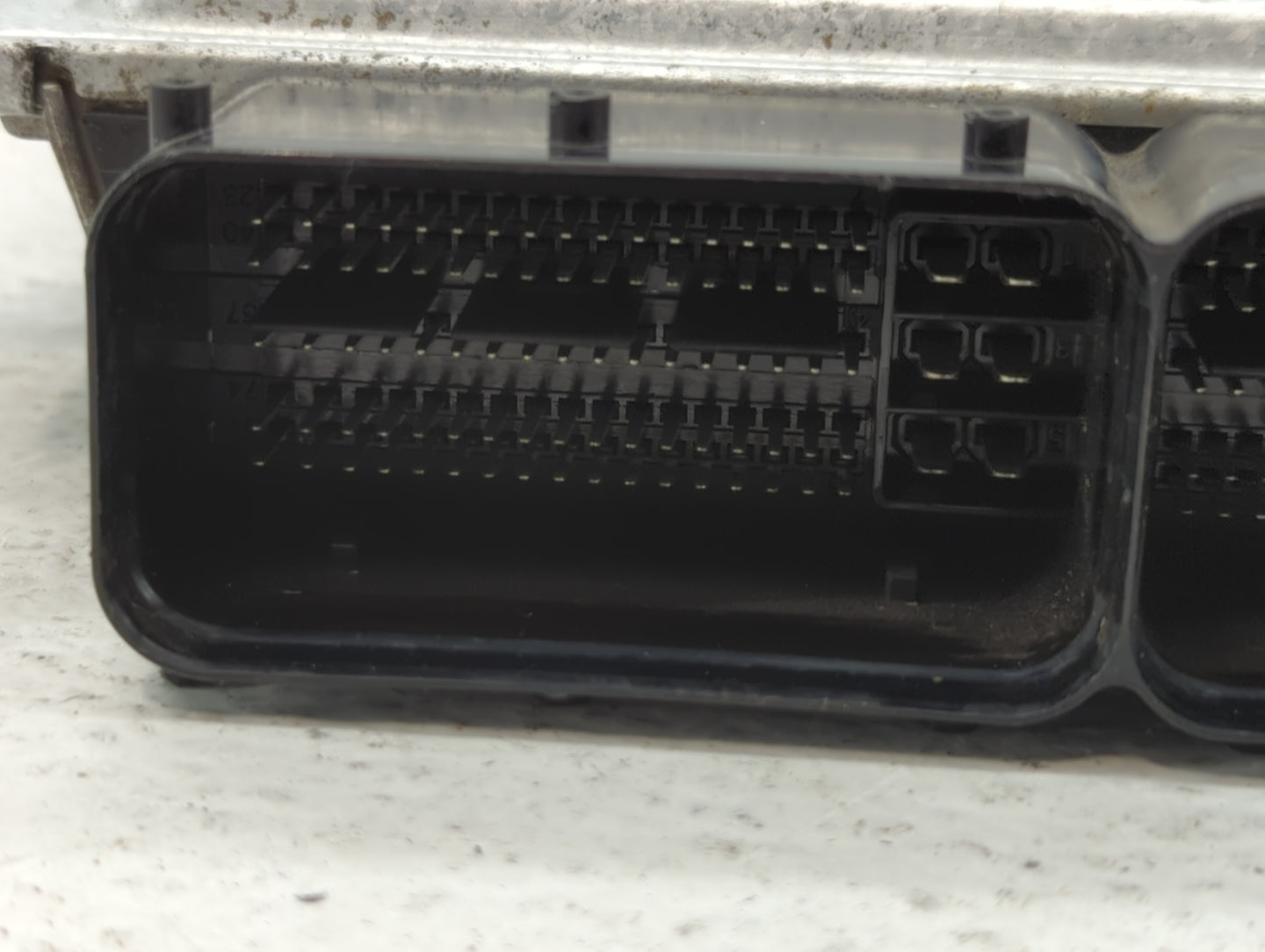 2011-2013 Hyundai Elantra PCM Engine Control Computer ECU ECM PCU OEM P/N:39103-2EMP3 39102-2EMP3 Fits Fits 2011 2012 2013 O