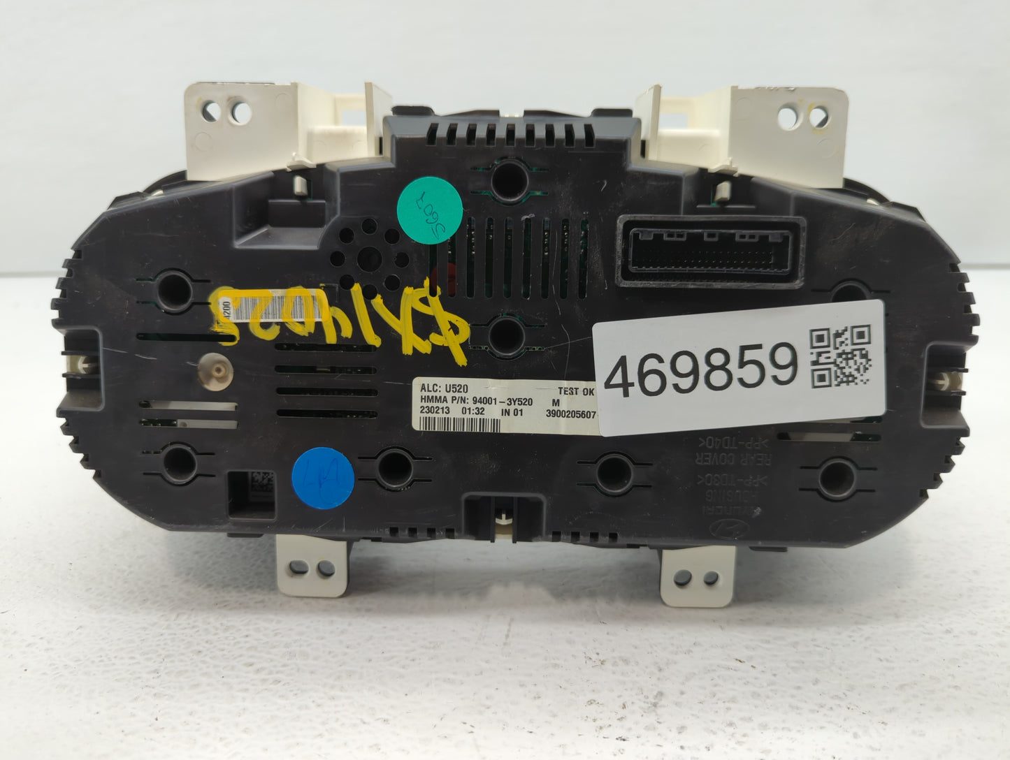 2013 Hyundai Elantra Instrument Cluster Speedometer Gauges P/N:94001-3X275 94001-3Y520 Fits OEM Used Auto Parts - Oemusedaut
