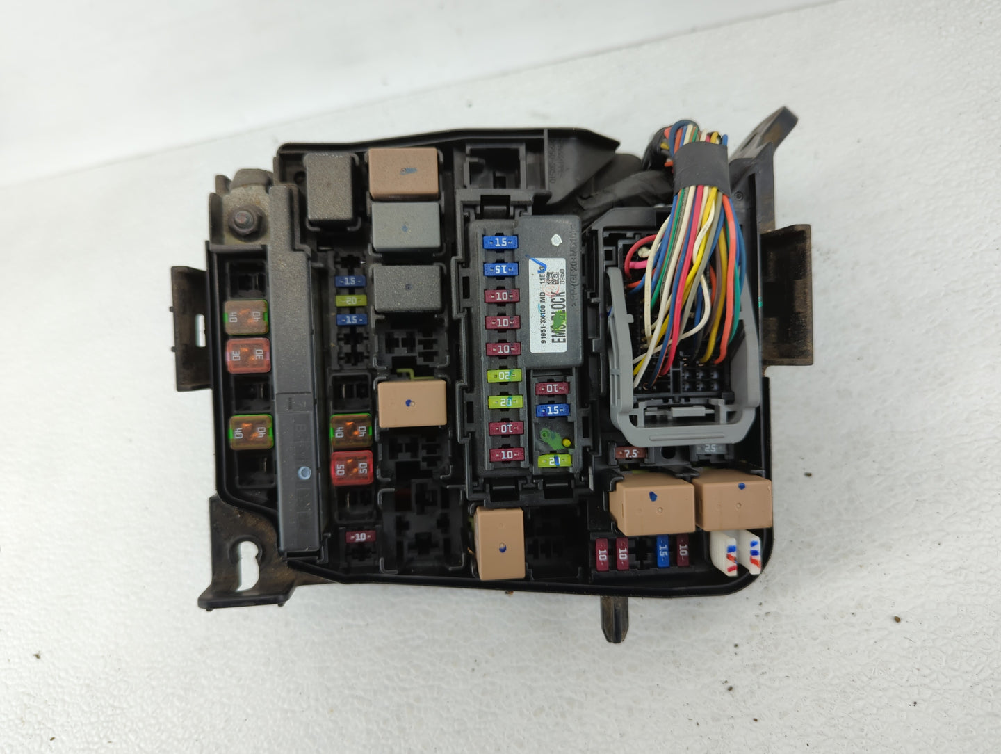 2011-2013 Hyundai Elantra Fusebox Fuse Box Panel Relay Module P/N:91950-3X510 91950-1H031, 91950-3X711 Fits Fits 2011 2012 2