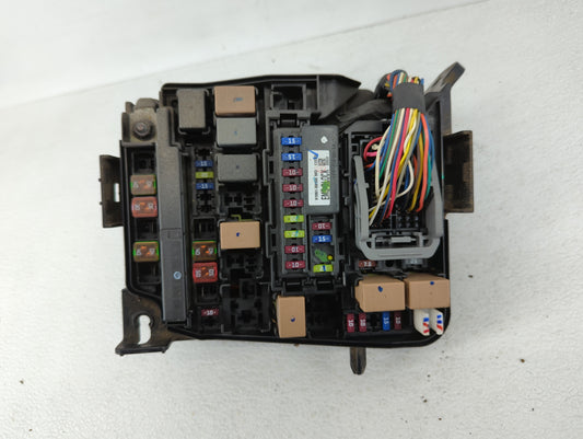 2011-2013 Hyundai Elantra Fusebox Fuse Box Panel Relay Module P/N:91950-3X510 91950-1H031, 91950-3X711 Fits Fits 2011 2012 2013 OEM Used Auto Parts