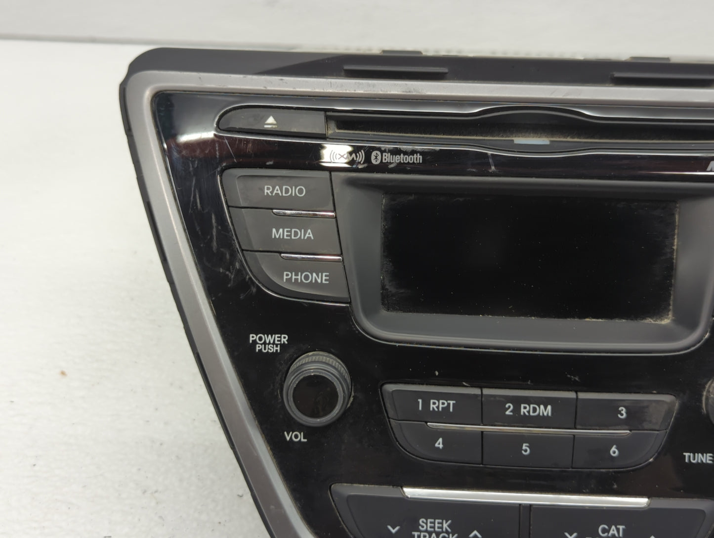 2013-2013 Hyundai Elantra Am Fm Cd Player Radio Receiver - Oemusedautoparts1.com