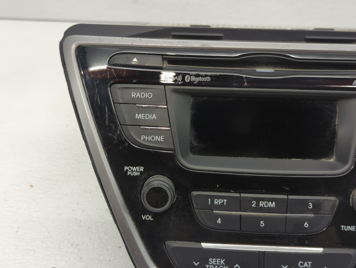 2013-2013 Hyundai Elantra Am Fm Cd Player Radio Receiver 480784 - Oemusedautoparts1.com