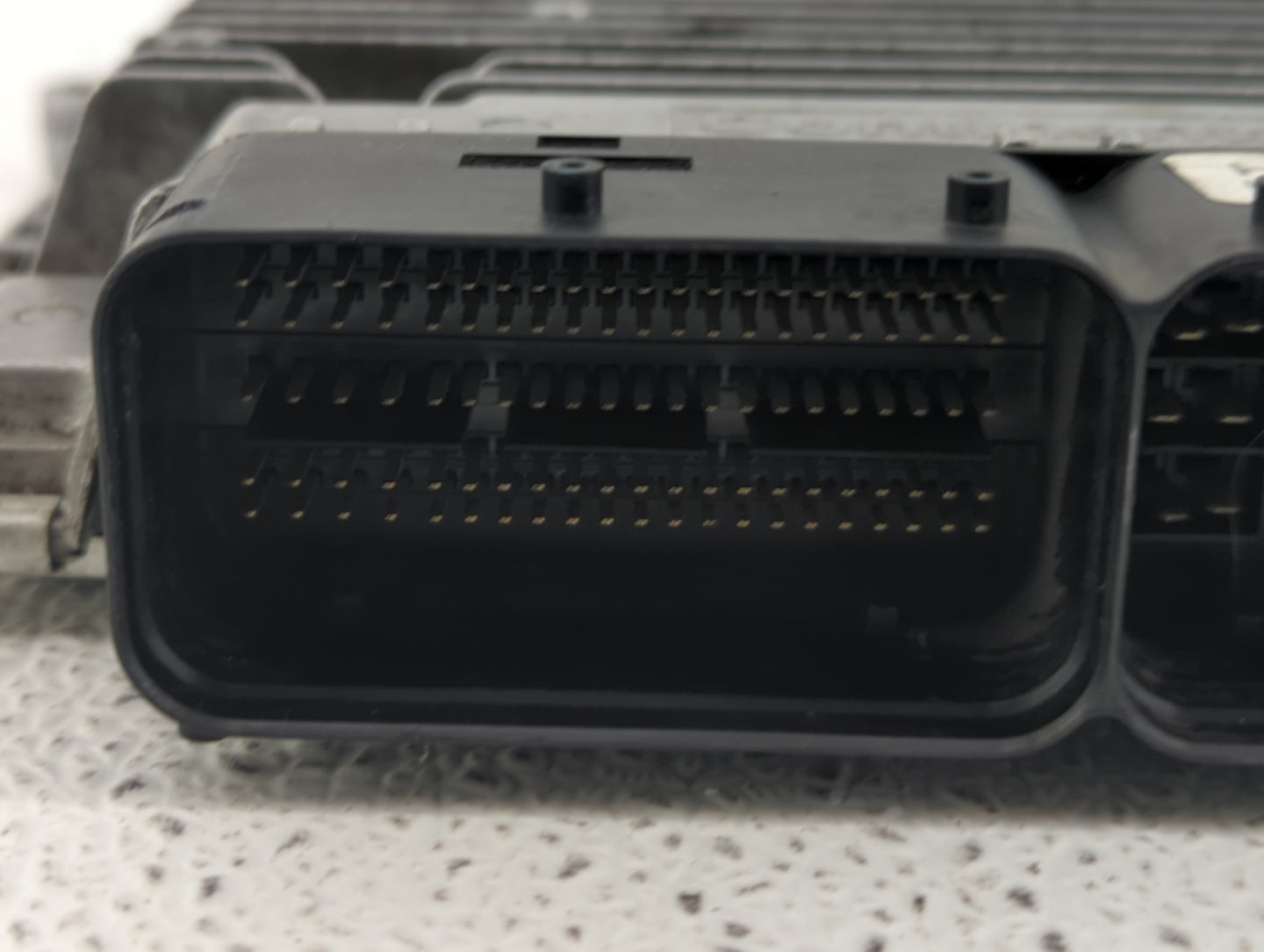 2011-2013 Hyundai Elantra PCM Engine Control Computer ECU ECM PCU OEM P/N:39111-2G869 39101-2G869 Fits Fits 2011 2012 2013 O