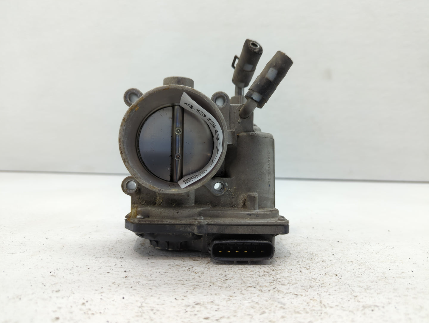 2013-2014 Hyundai Elantra Throttle Body P/N:35100-2Z000 Fits Fits 2012 2013 2014 2015 2016 2018 2019 2020 2021 OEM Used Auto
