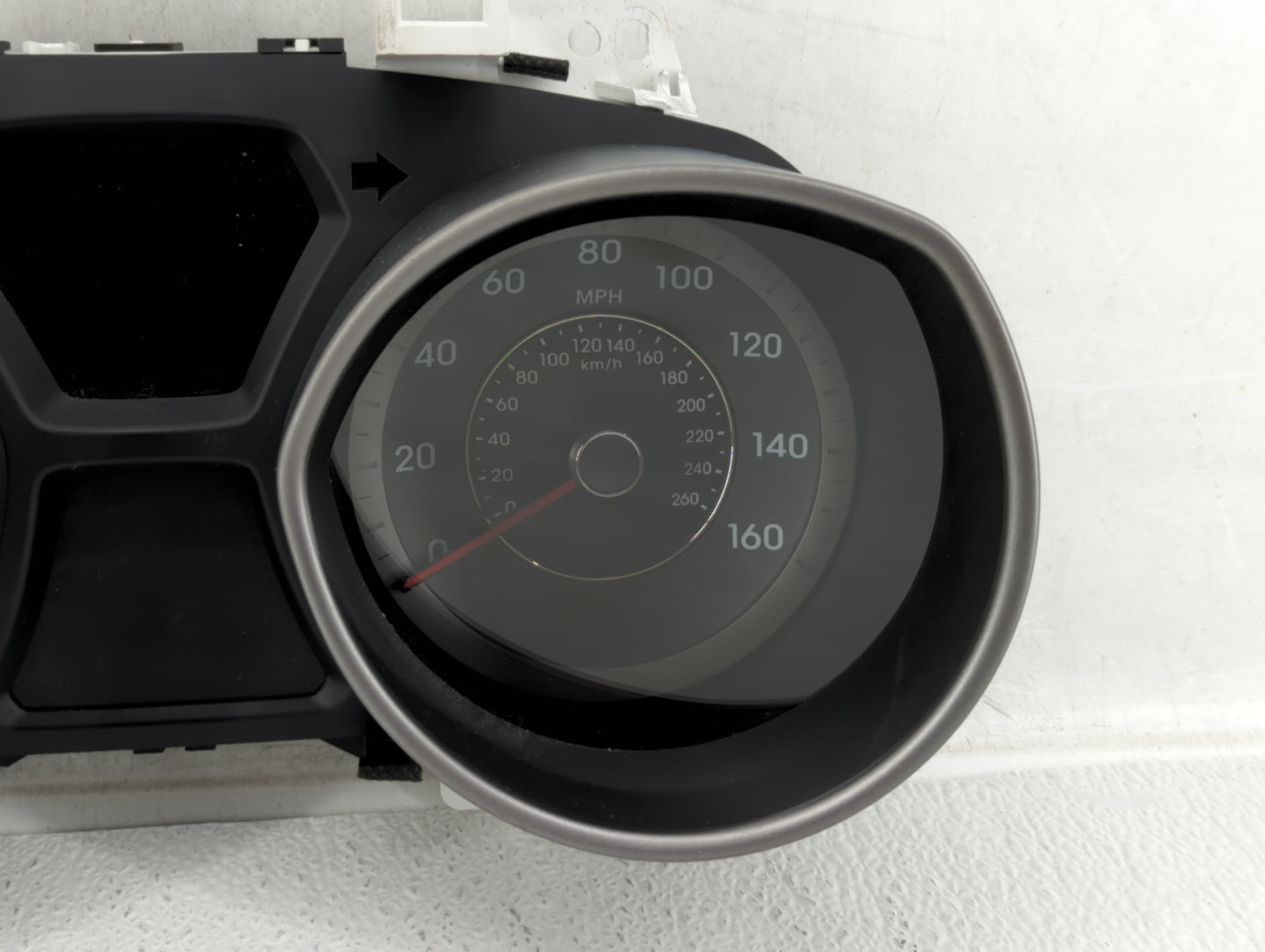 2013 Hyundai Elantra Instrument Cluster Speedometer Gauges P/N:94001-3X275 94001-3X520 Fits OEM Used Auto Parts - Oemusedaut
