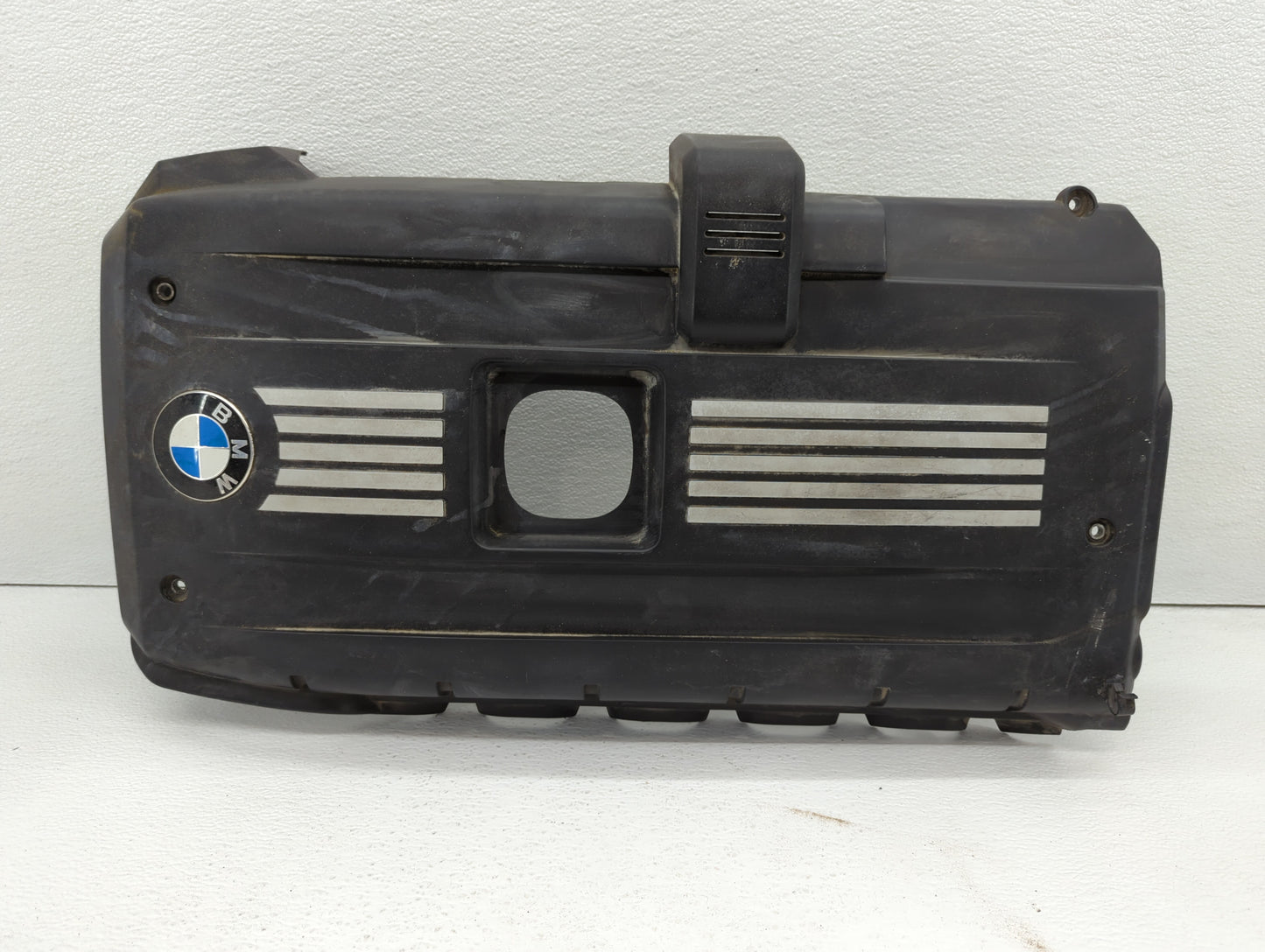 2013 Hyundai Elantra Engine Cover - Oemusedautoparts1.com