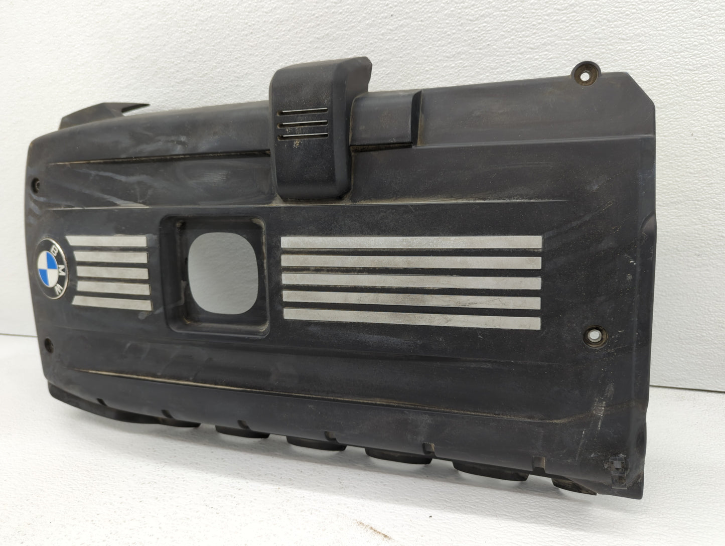 2013 Hyundai Elantra Engine Cover - Oemusedautoparts1.com