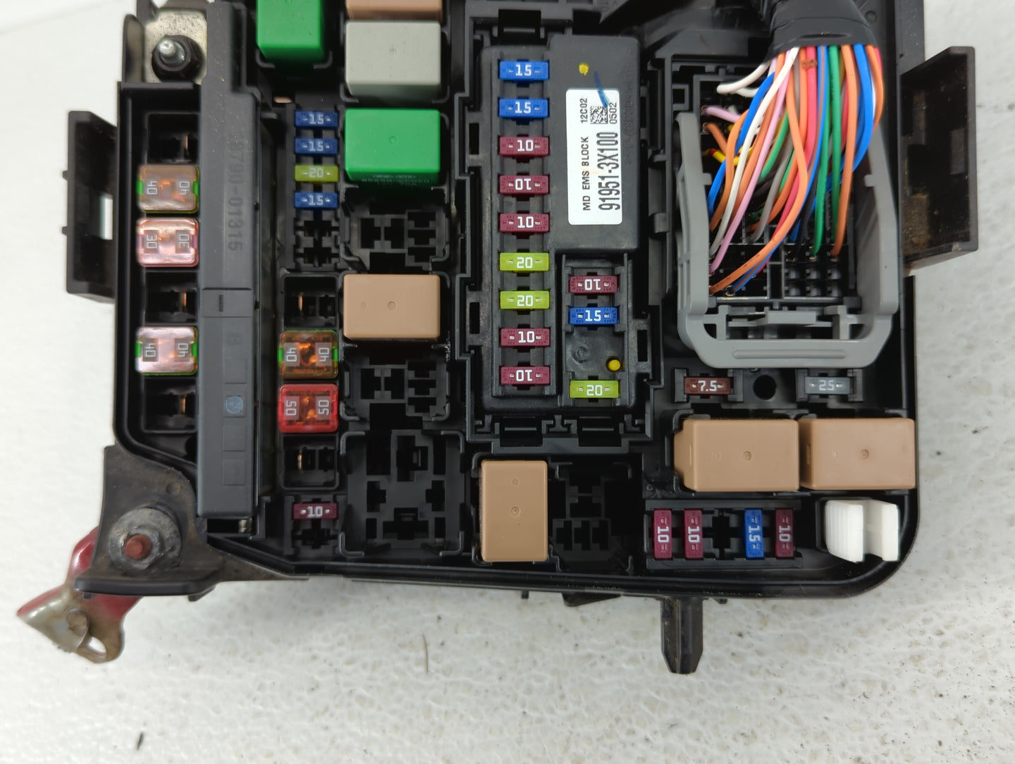 2011-2013 Hyundai Elantra Fusebox Fuse Box Panel Relay Module P/N:91950-3X711 91950-3X510, 91950-1H031 Fits Fits 2011 2012 2