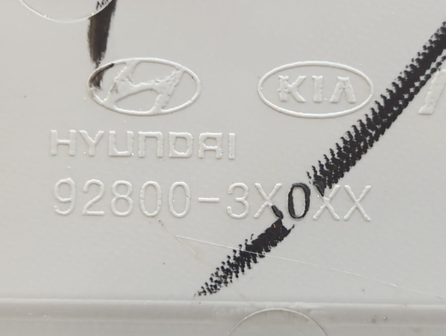 2013 Hyundai Elantra Overhead Roof Console - Oemusedautoparts1.com