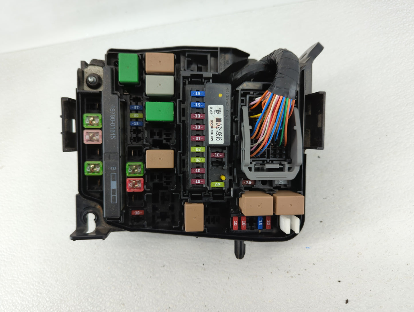 2011-2013 Hyundai Elantra Fusebox Fuse Box Panel Relay Module P/N:91205-3X214 Fits Fits 2011 2012 2013 OEM Used Auto Parts -