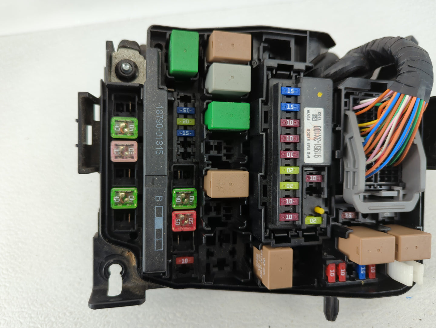 2011-2013 Hyundai Elantra Fusebox Fuse Box Panel Relay Module P/N:91205-3X214 Fits Fits 2011 2012 2013 OEM Used Auto Parts -