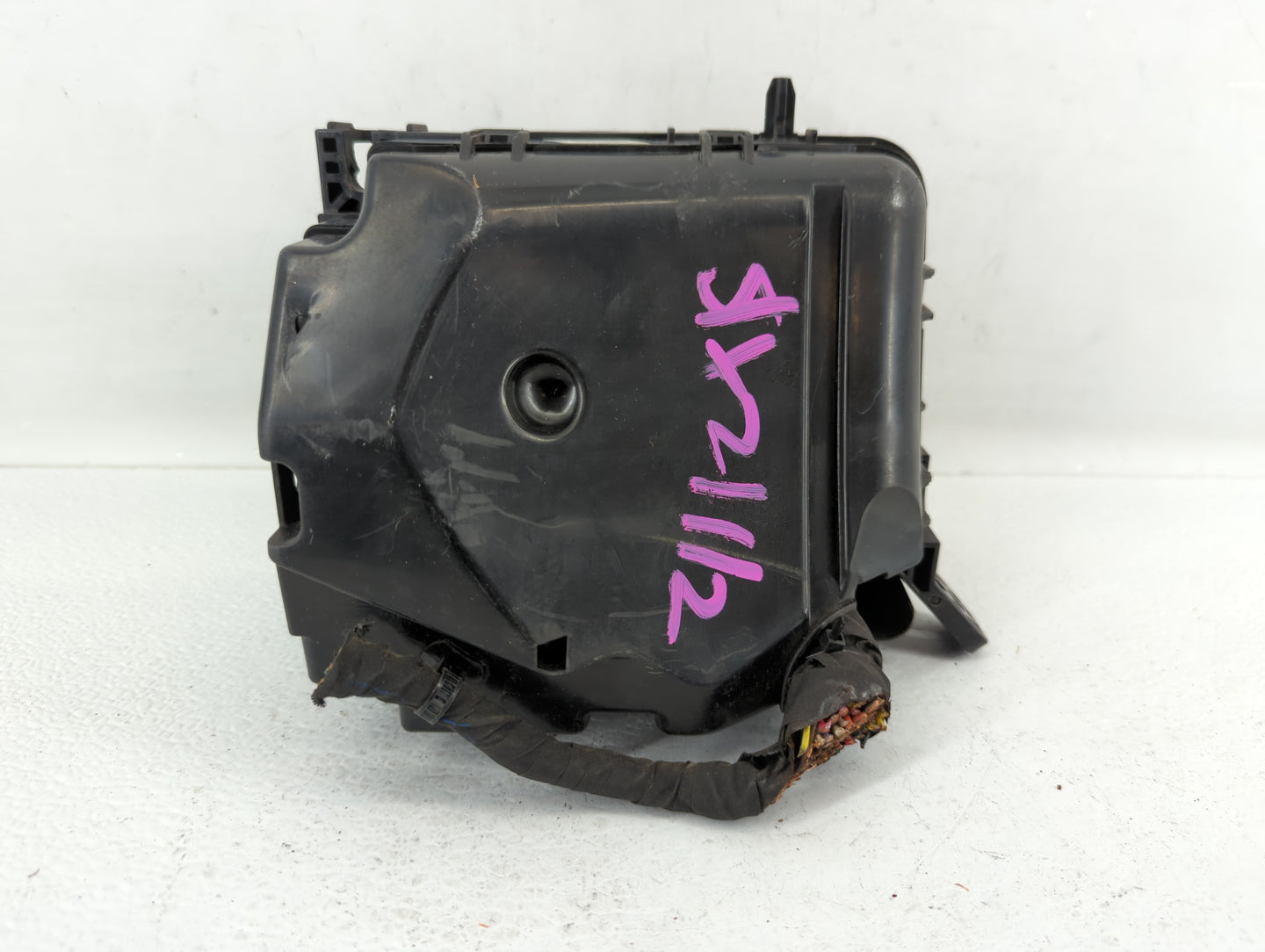 2011-2013 Hyundai Elantra Fusebox Fuse Box Panel Relay Module P/N:91950-3X711 Fits Fits 2011 2012 2013 OEM Used Auto Parts -