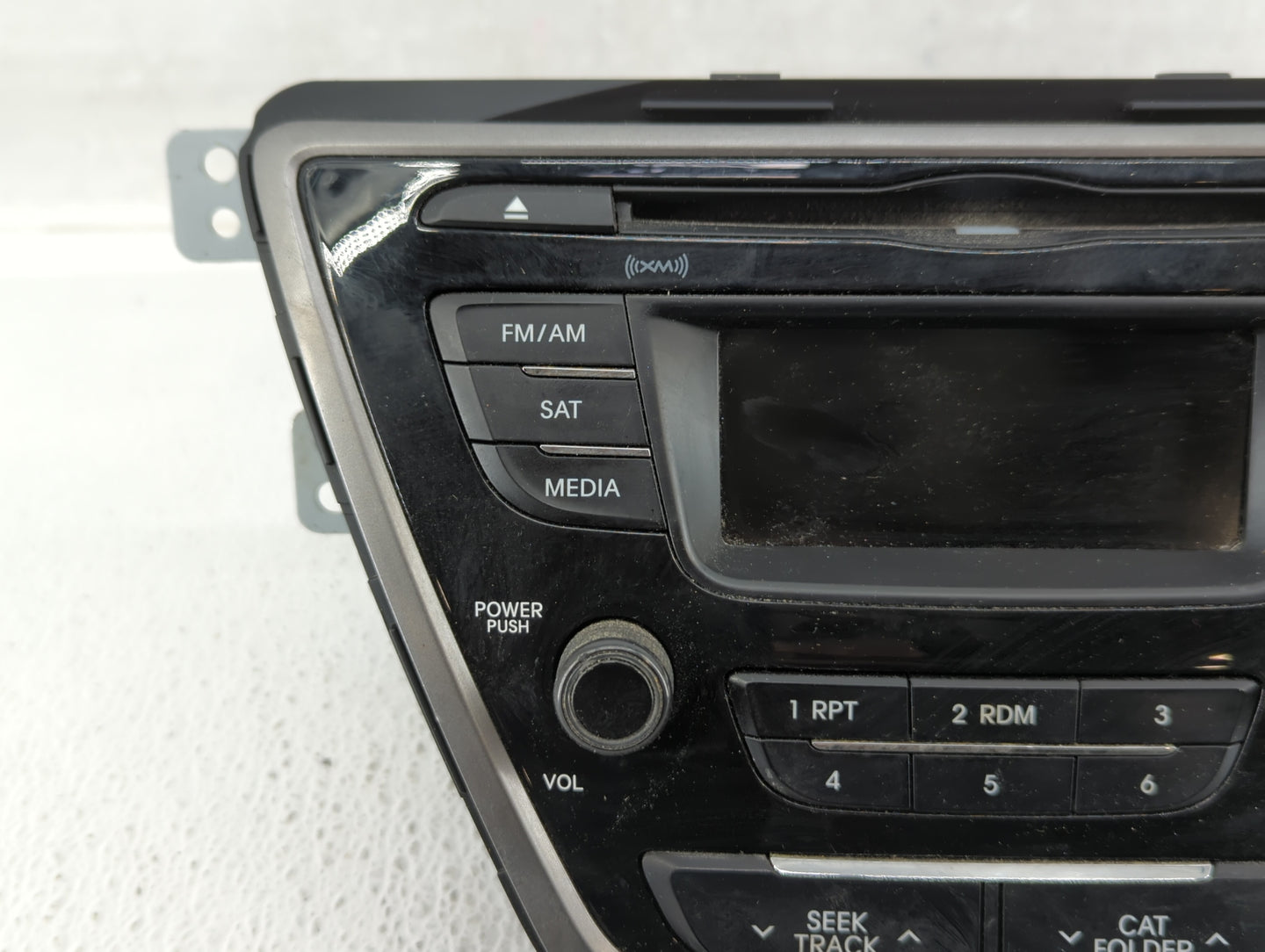 2013-2013 Hyundai Elantra Am Fm Cd Player Radio Receiver - Oemusedautoparts1.com