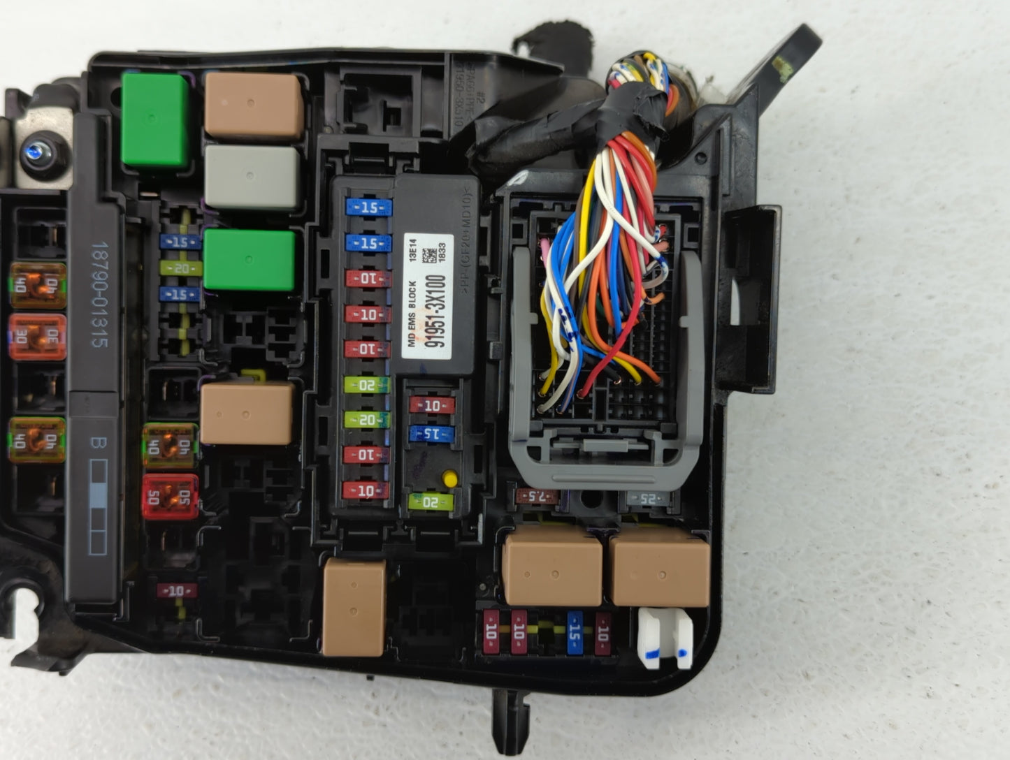 2011-2013 Hyundai Elantra Fusebox Fuse Box Panel Relay Module P/N:91950-3X711 Fits Fits 2011 2012 2013 OEM Used Auto Parts -