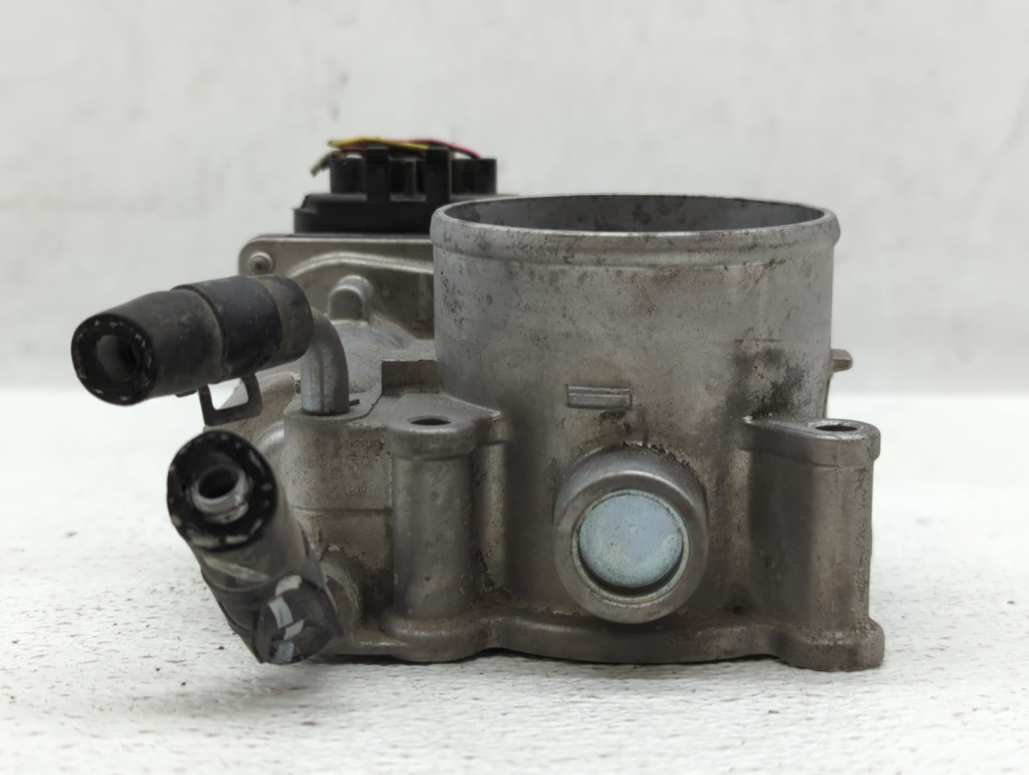 2011-2020 Hyundai Elantra Throttle Body P/N:35100-2E000 Fits Fits 2011 2012 2013 2014 2015 2016 2017 2018 2019 2020 2021 OEM