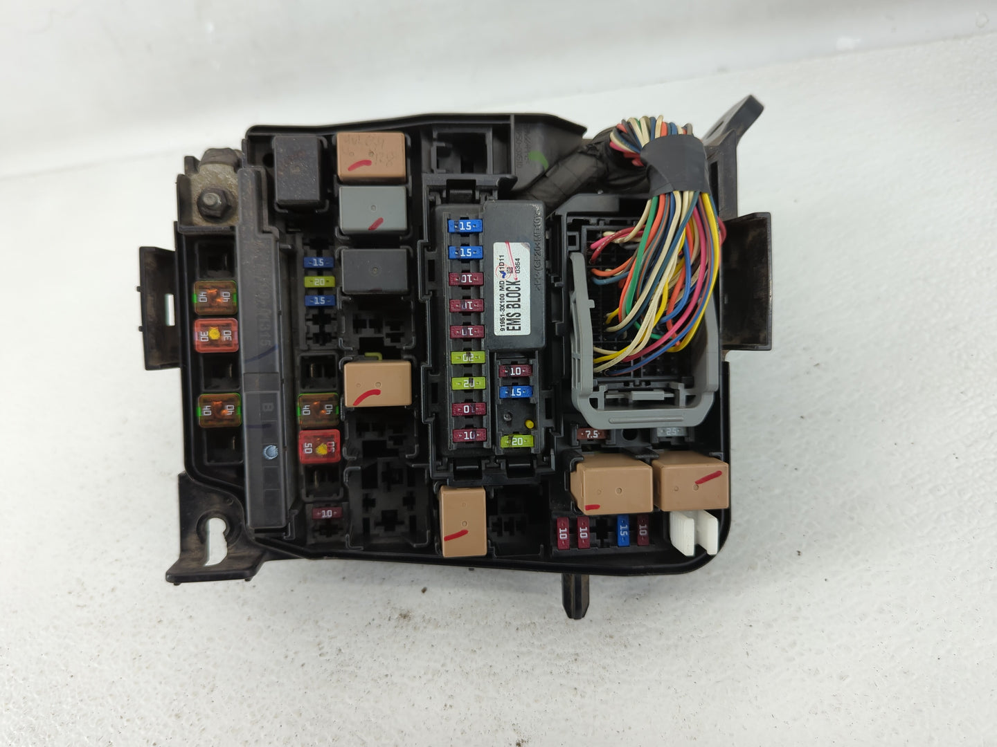 2011-2013 Hyundai Elantra Fusebox Fuse Box Panel Relay Module P/N:91950-3X510 91950-3X711 Fits Fits 2011 2012 2013 OEM Used 