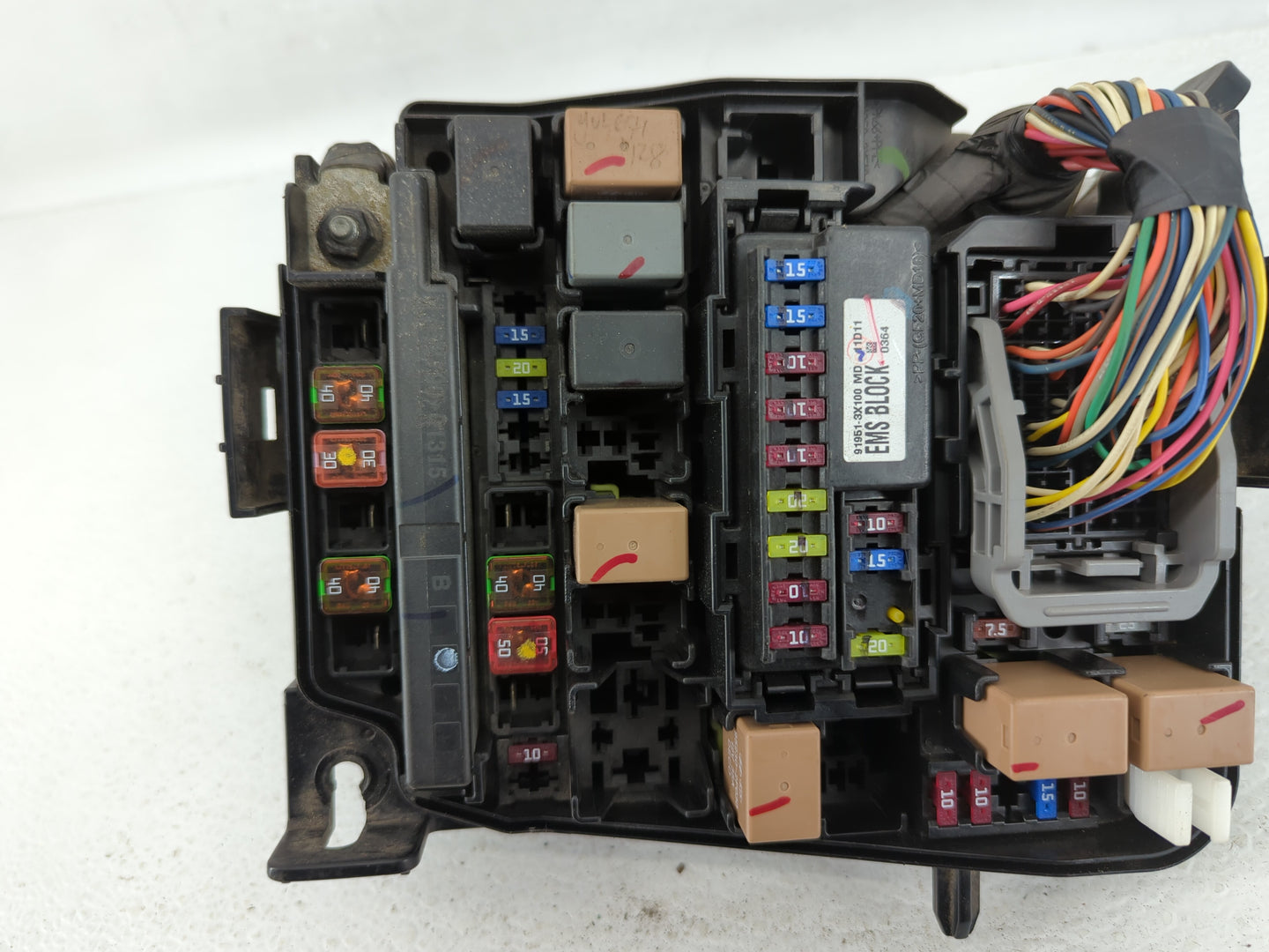 2011-2013 Hyundai Elantra Fusebox Fuse Box Panel Relay Module P/N:91950-3X510 91950-3X711 Fits Fits 2011 2012 2013 OEM Used 