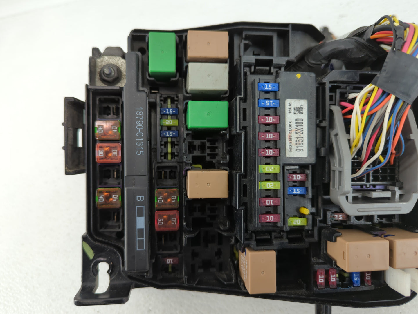 2011-2013 Hyundai Elantra Fusebox Fuse Box Panel Relay Module P/N:91950-3X711 Fits Fits 2011 2012 2013 OEM Used Auto Parts -