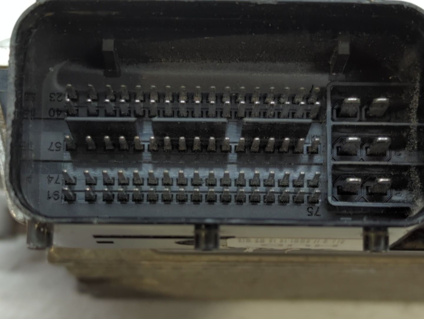 2013 Hyundai Elantra PCM Engine Control Computer ECU ECM PCU OEM P/N:39102-2EMB3 Fits OEM Used Auto Parts - Oemusedautoparts