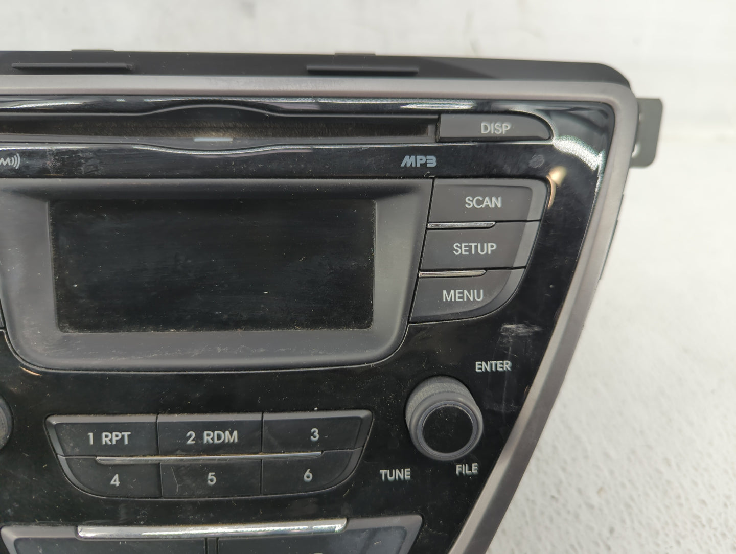 2013-2013 Hyundai Elantra Am Fm Cd Player Radio Receiver - Oemusedautoparts1.com
