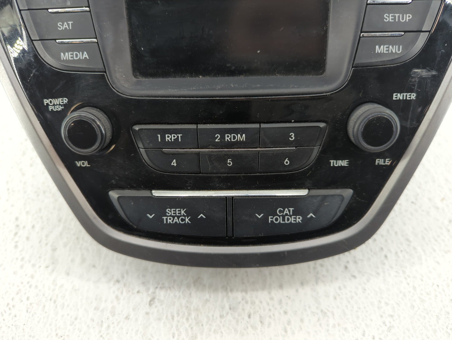 2013-2013 Hyundai Elantra Am Fm Cd Player Radio Receiver - Oemusedautoparts1.com