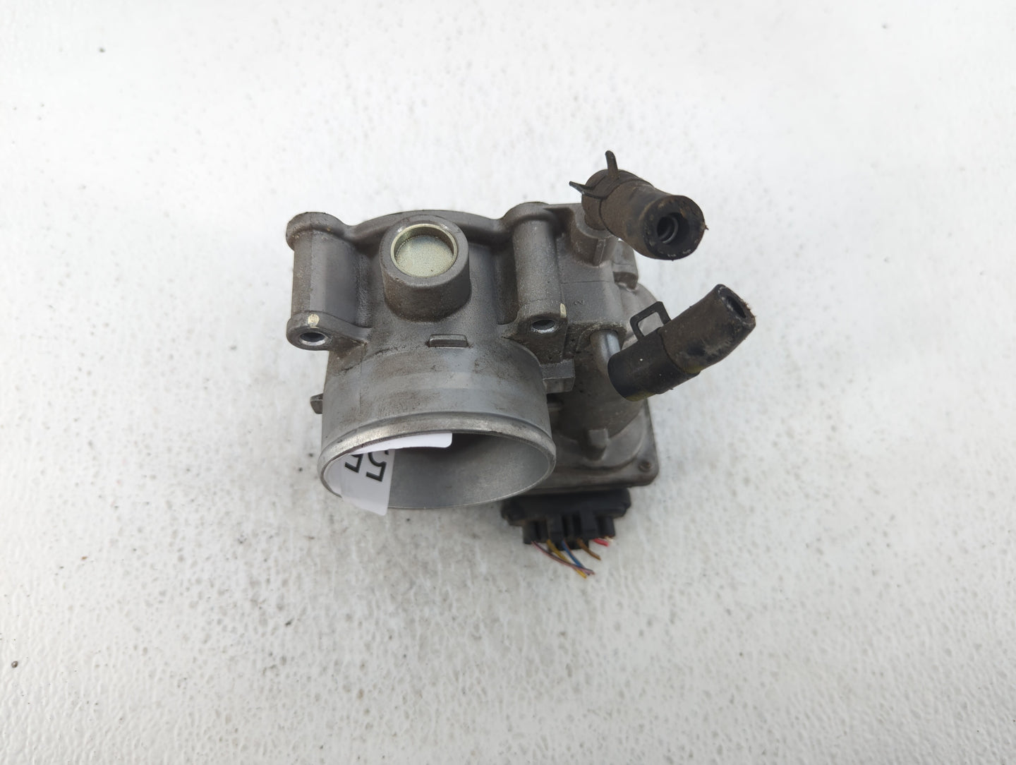 2011-2020 Hyundai Elantra Throttle Body P/N:35100-2E000 Fits Fits 2011 2012 2013 2014 2015 2016 2017 2018 2019 2020 2021 OEM