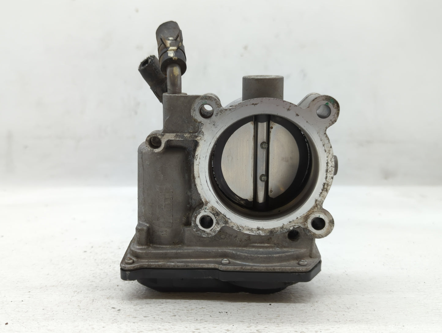 2011-2020 Hyundai Elantra Throttle Body P/N:35100-2E000 Fits Fits 2011 2012 2013 2014 2015 2016 2017 2018 2019 2020 2021 OEM