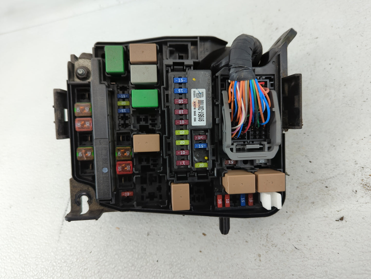 2011-2013 Hyundai Elantra Fusebox Fuse Box Panel Relay Module P/N:912053X214NL9 912053X214 Fits Fits 2011 2012 2013 OEM Used