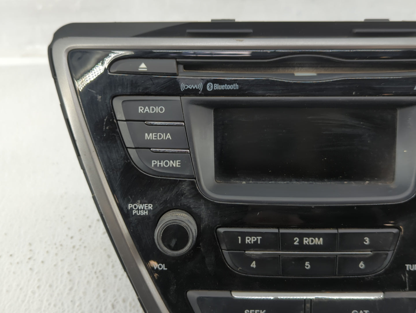 2013-2013 Hyundai Elantra Am Fm Cd Player Radio Receiver - Oemusedautoparts1.com
