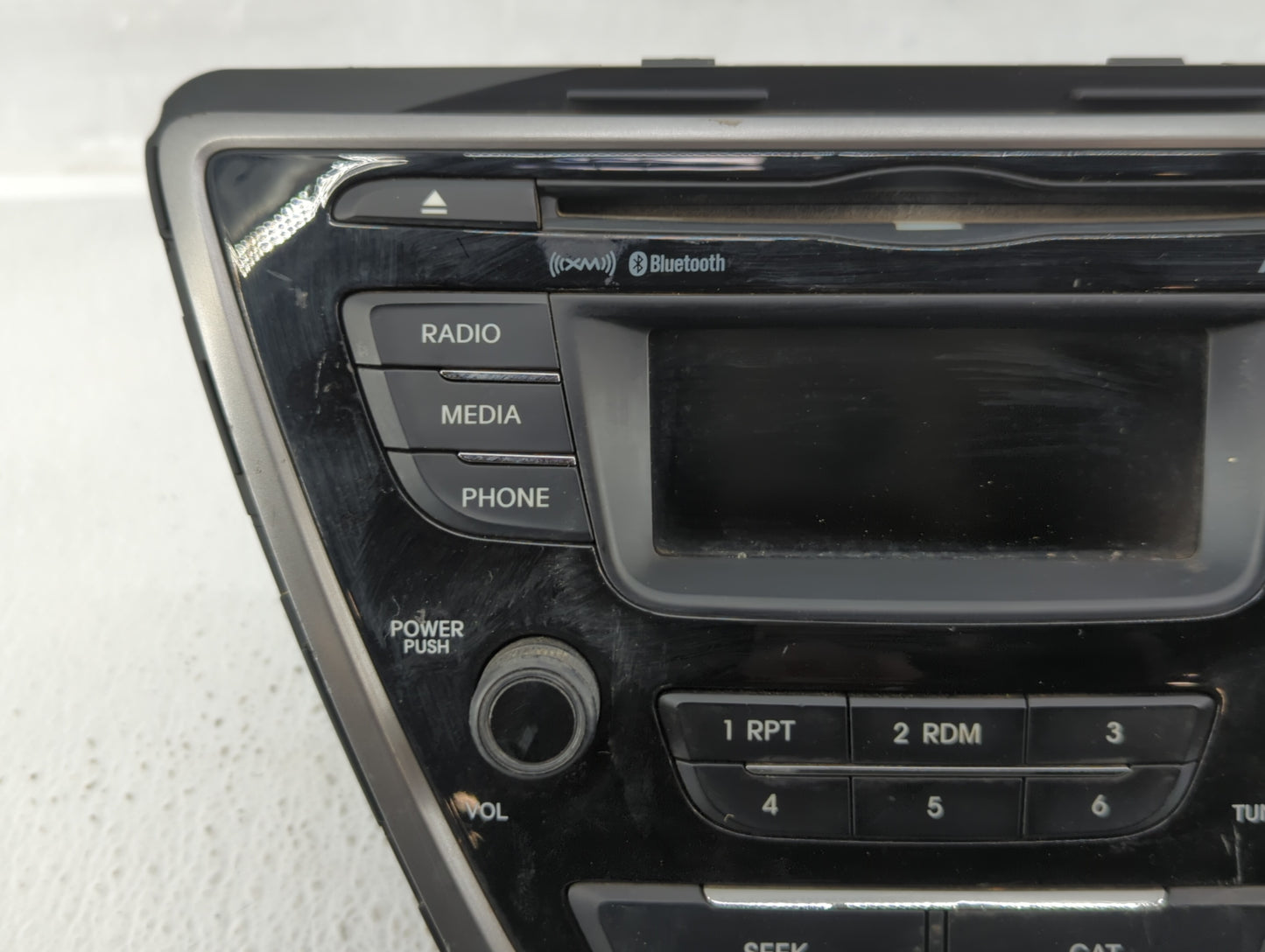 2013-2013 Hyundai Elantra Am Fm Cd Player Radio Receiver - Oemusedautoparts1.com