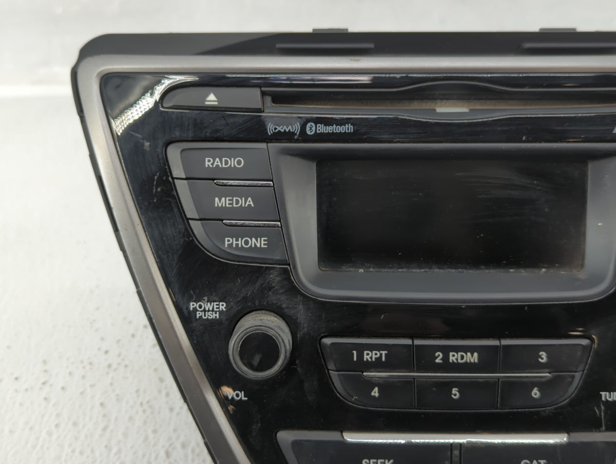 2013-2013 Hyundai Elantra Am Fm Cd Player Radio Receiver 554362 - Oemusedautoparts1.com