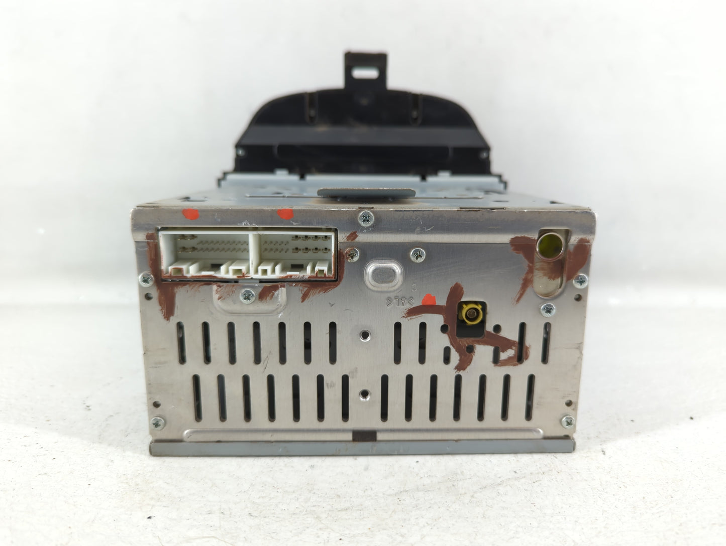 2013-2013 Hyundai Elantra Am Fm Cd Player Radio Receiver - Oemusedautoparts1.com