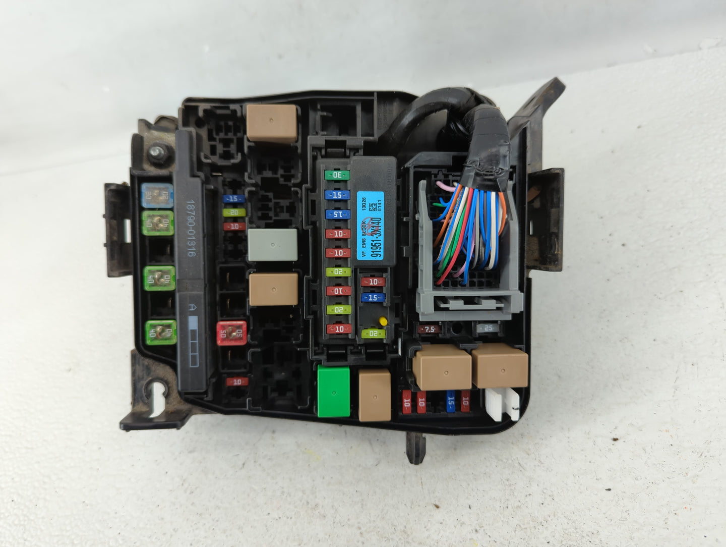 2011-2013 Hyundai Elantra Fusebox Fuse Box Panel Relay Module P/N:91238 A5022A Fits Fits 2011 2012 2013 OEM Used Auto Parts 