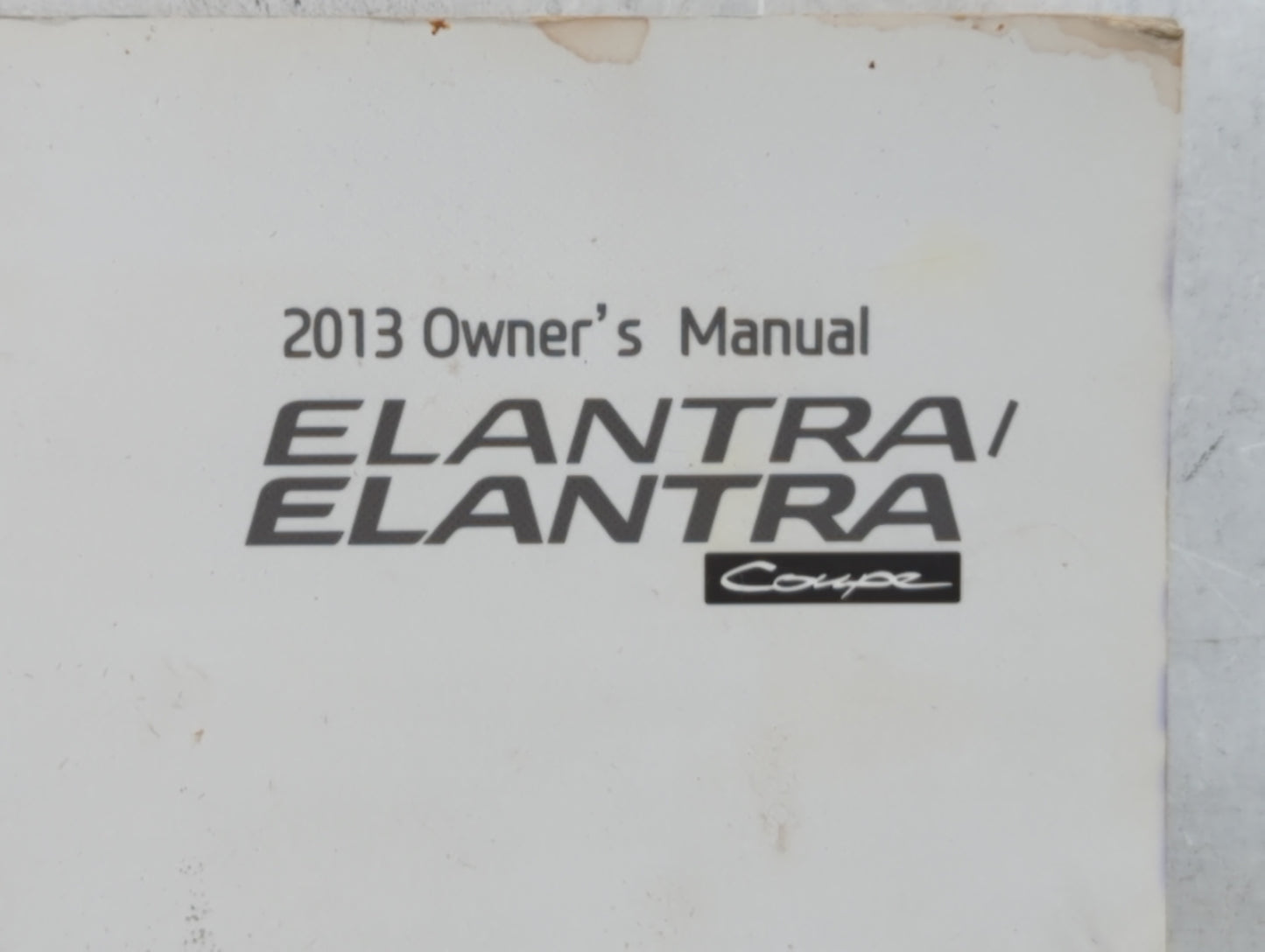 2013 Hyundai Elantra Owners Manual Book Guide P/N:A3X0-EU20I OEM Used Auto Parts - Oemusedautoparts1.com