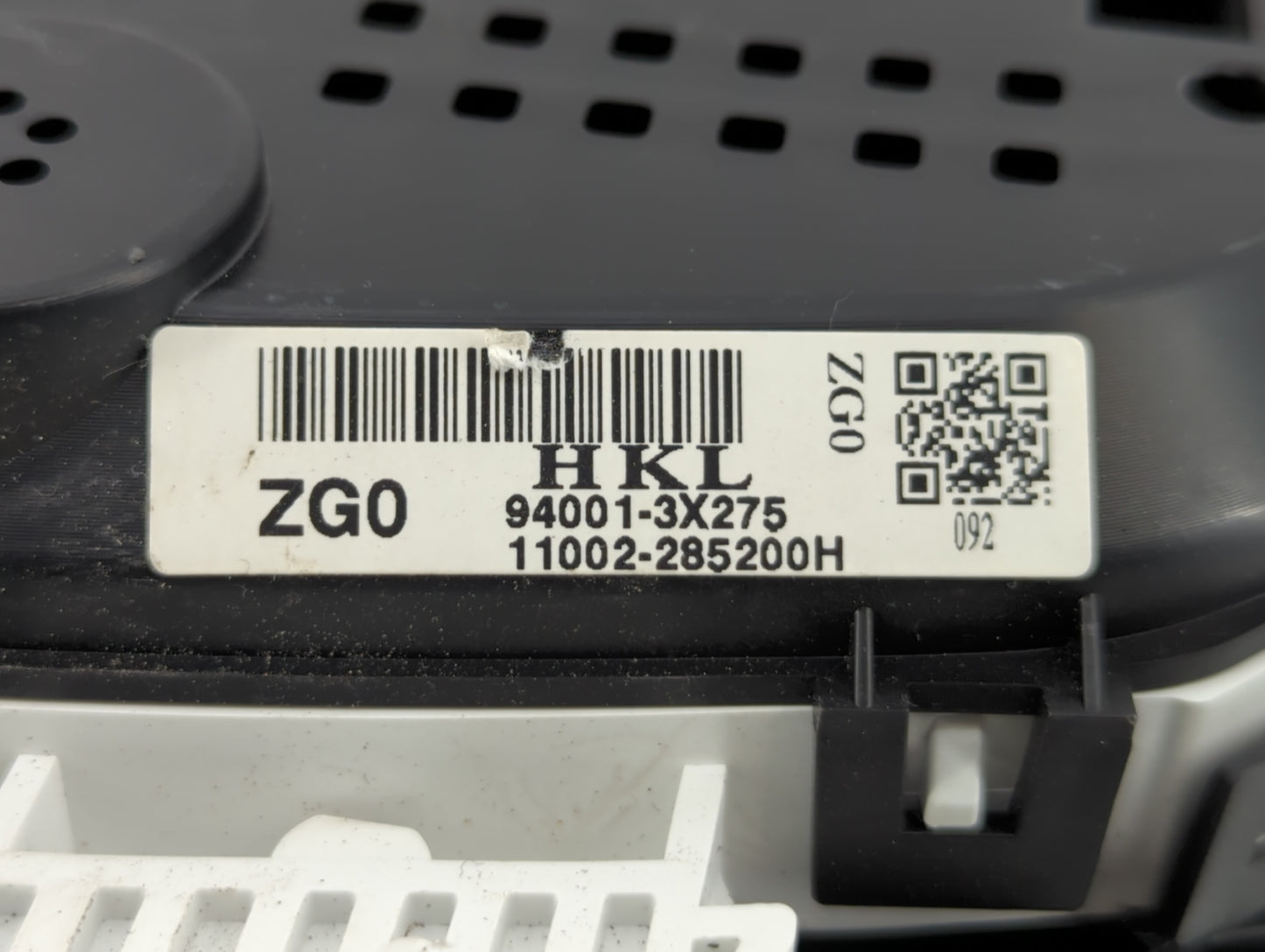 2013 Hyundai Elantra Instrument Cluster Speedometer Gauges P/N:94001-3X275 Fits OEM Used Auto Parts - Oemusedautoparts1.com